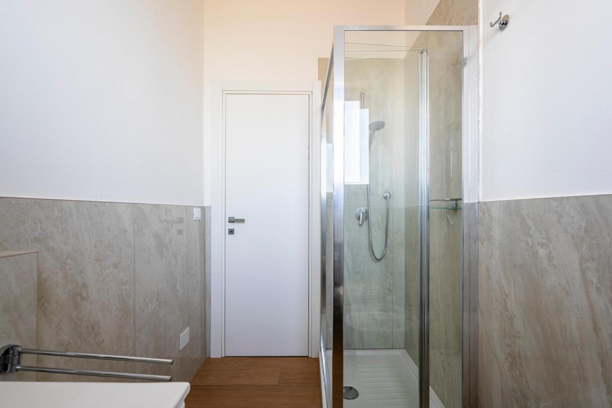 New 2bdr - Panoramic Penthouse With Parking Space Appartement Florence